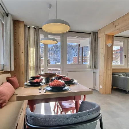 Renove Avec Balcon Et Wifi A Plagne Centre - Fr-1-455-169 Daire