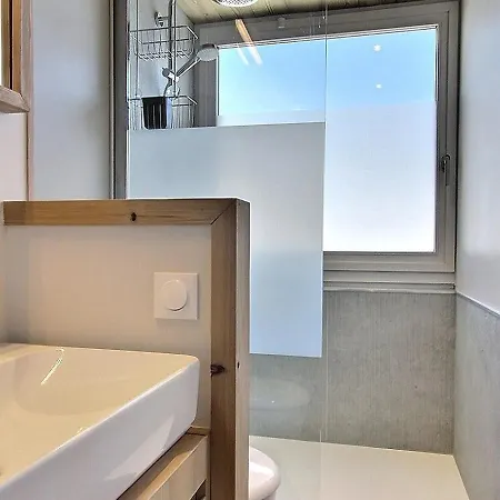 Renove Avec Balcon Et Wifi A Plagne Centre - Fr-1-455-169 *