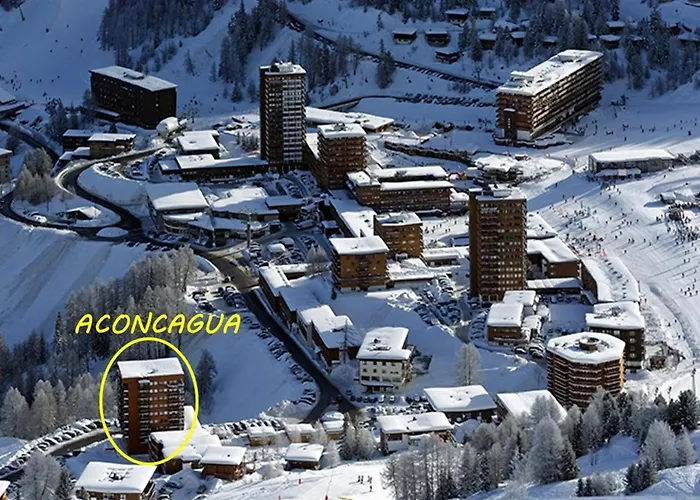 Magnifique Rénové Avec Balcon Et Wifi à Plagne Centre - Fr-1-455-169 * La Plagne