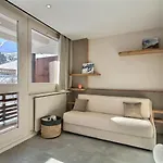 Magnifique Rénové Avec Balcon Et Wifi à Plagne Centre - Fr-1-455-169 *
