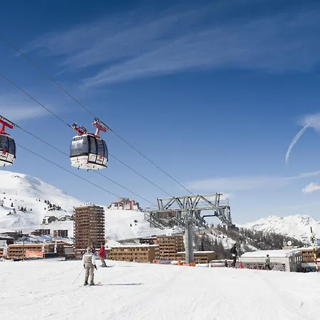 Renove Avec Balcon Et Wifi A Plagne Centre - Fr-1-455-169 Daire *